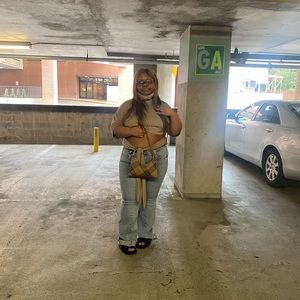 Meet your Posher, Jada